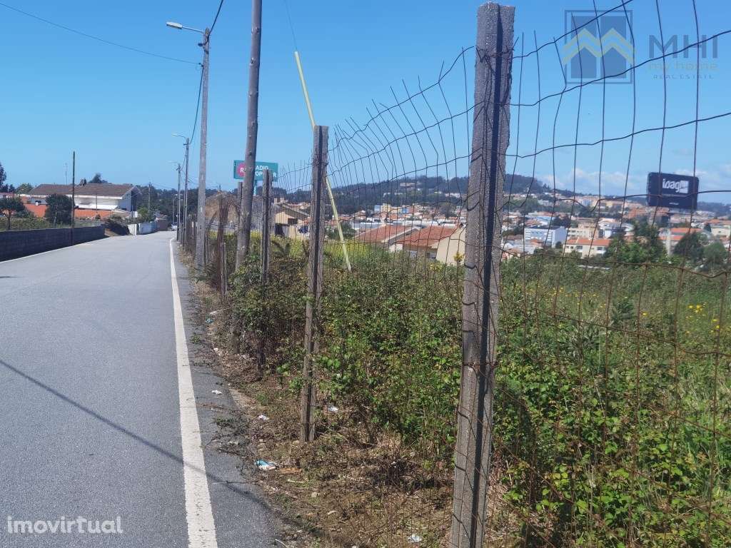 Terreno Situado em 'Espaço Residencial Nível II Urbanizado' Em Sant... - Grande imagem: 5/6