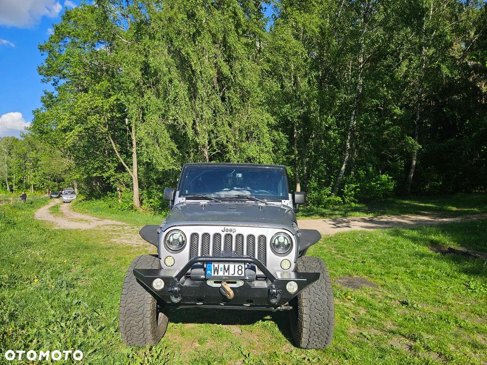 Jeep Wrangler 3.6 Unlim Sahara - 9