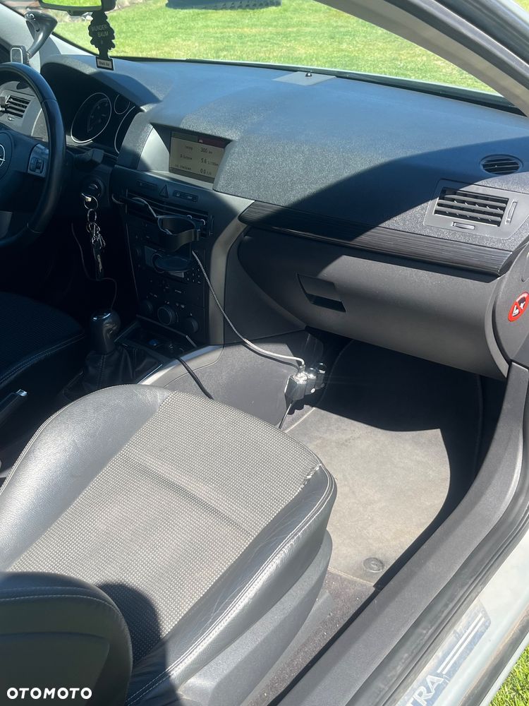 Opel Astra 1.9 CDTI Sport - 20