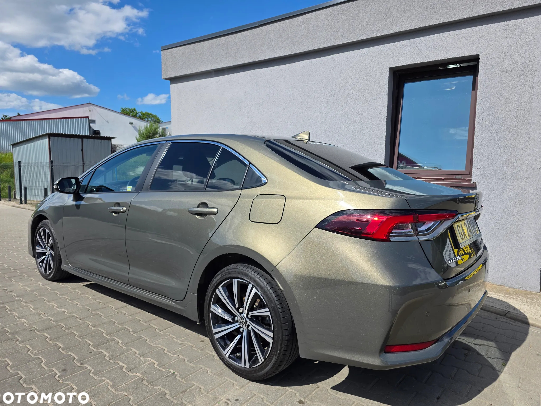 Toyota Corolla - 4