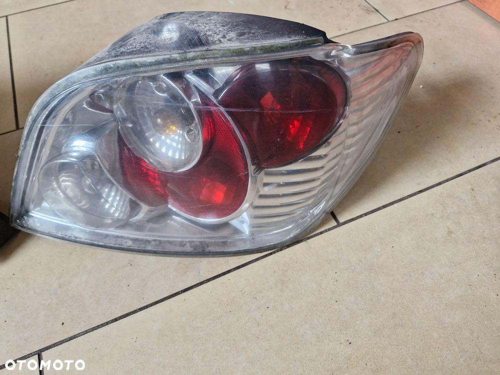 Lampa lampy tył Peugeot 307 HB KOMPLET - 2