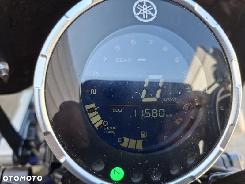 Yamaha XSR - 8