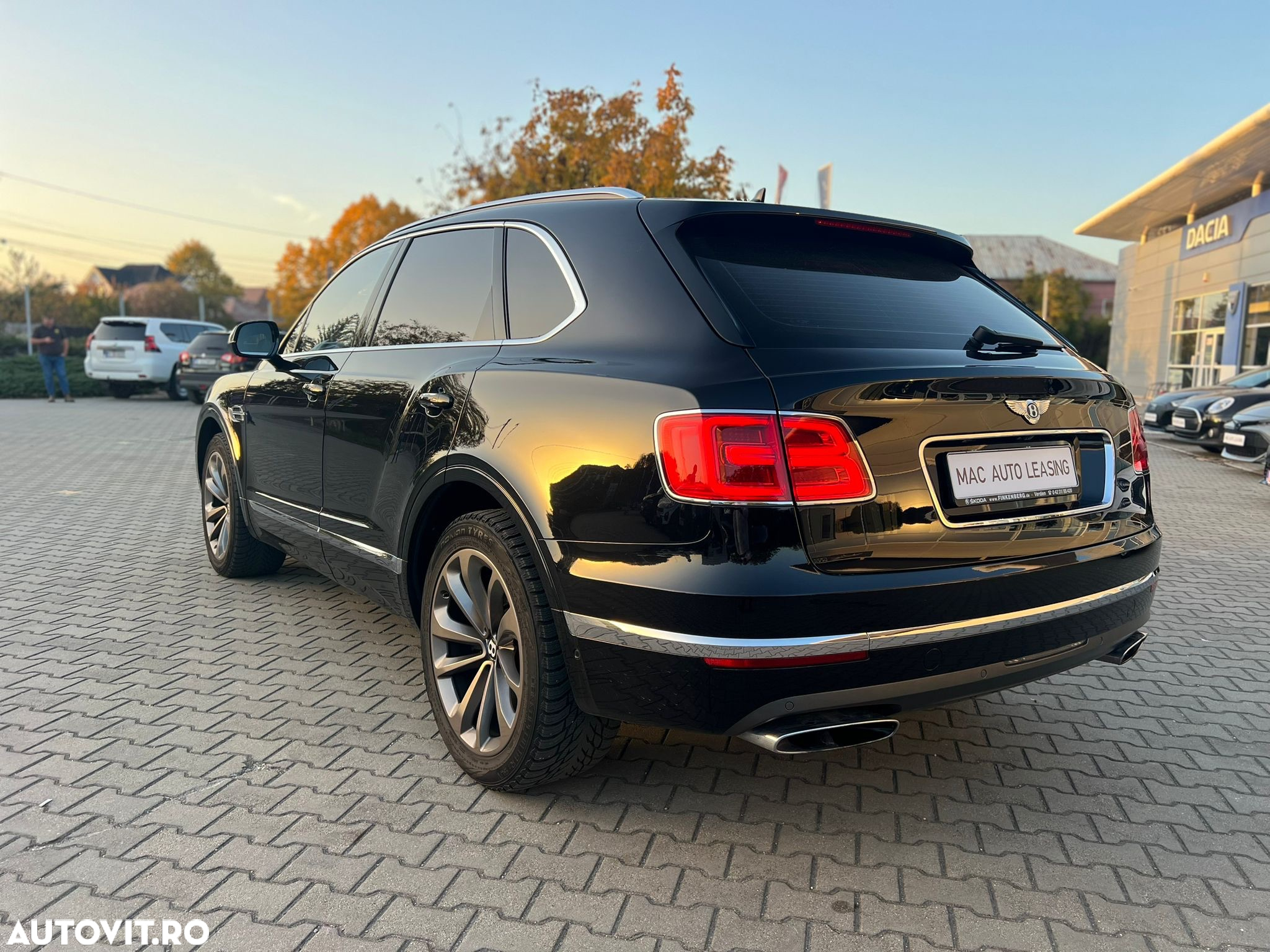 Bentley Bentayga W12 - 11