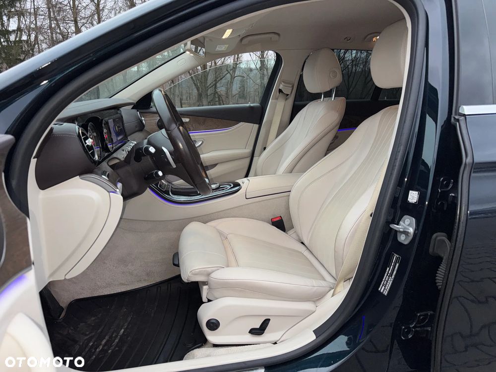 Mercedes-Benz Klasa E 200 4Matic 9G-TRONIC - 13