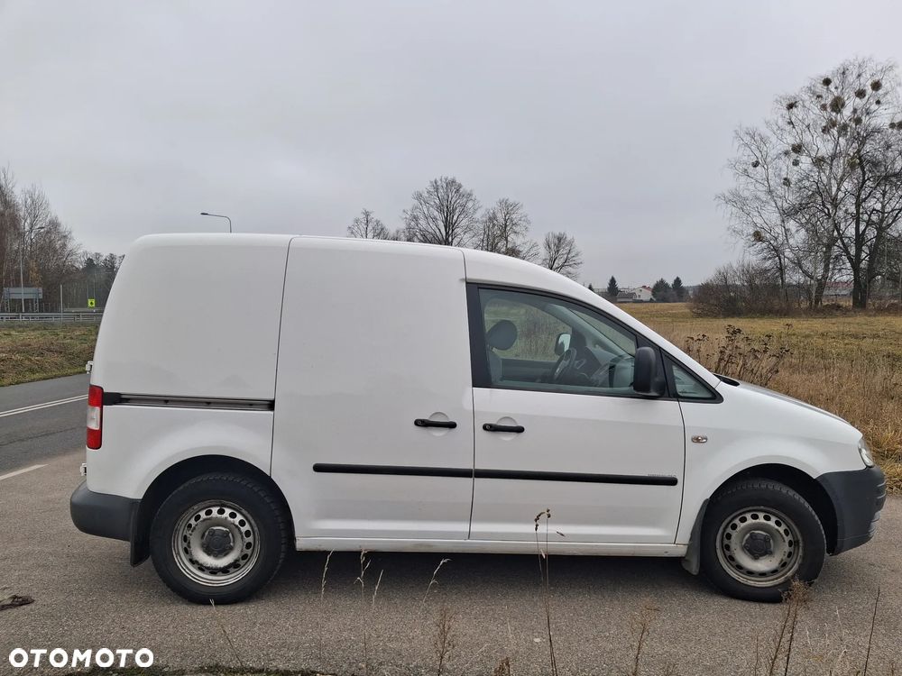 Volkswagen Caddy - 4
