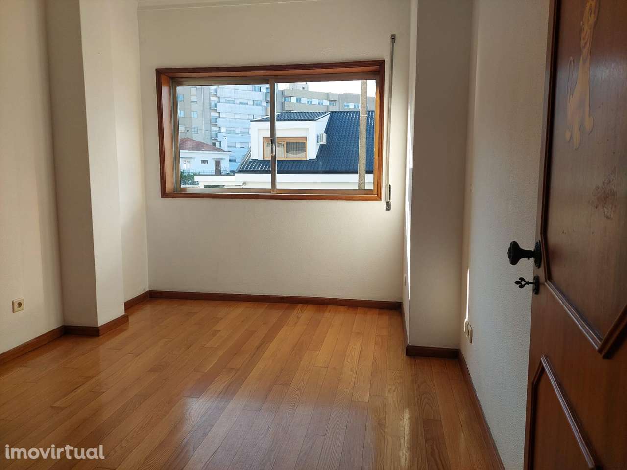 Arrendar T2+1 com Garagem Individual | Águas Santas | Corim - Grande imagem: 3/14