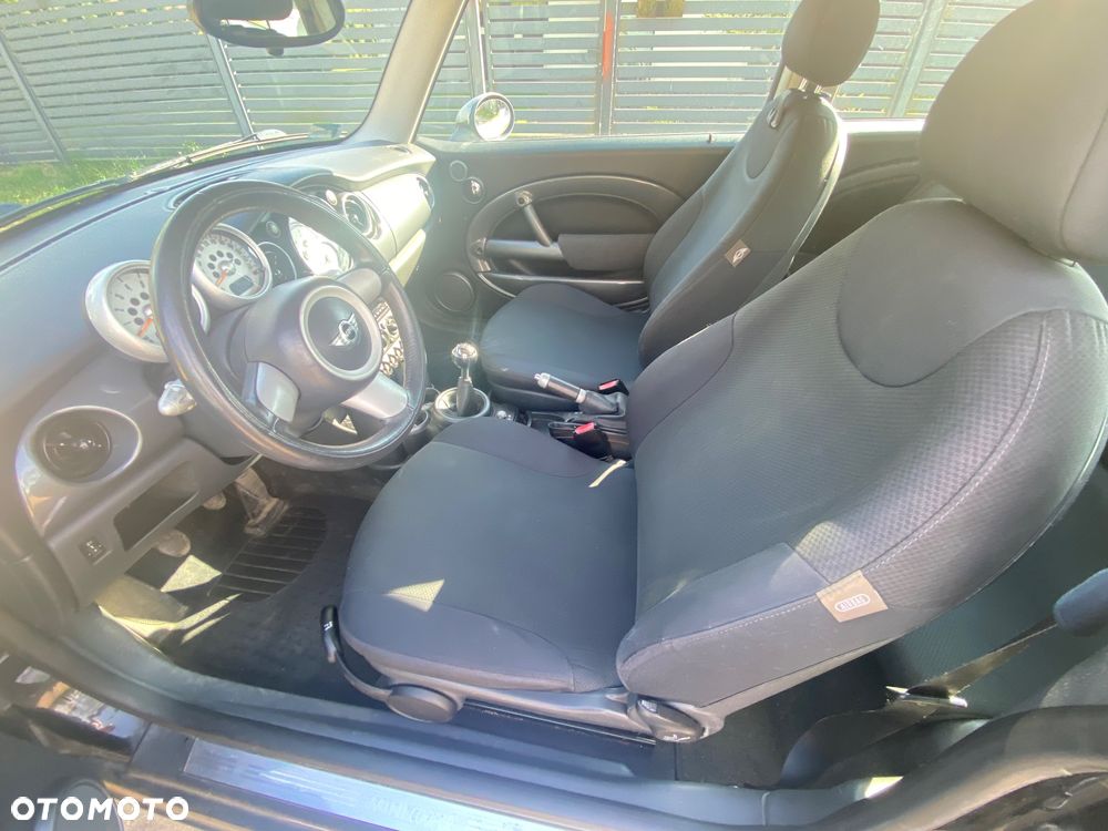 MINI Cooper Standard - 6