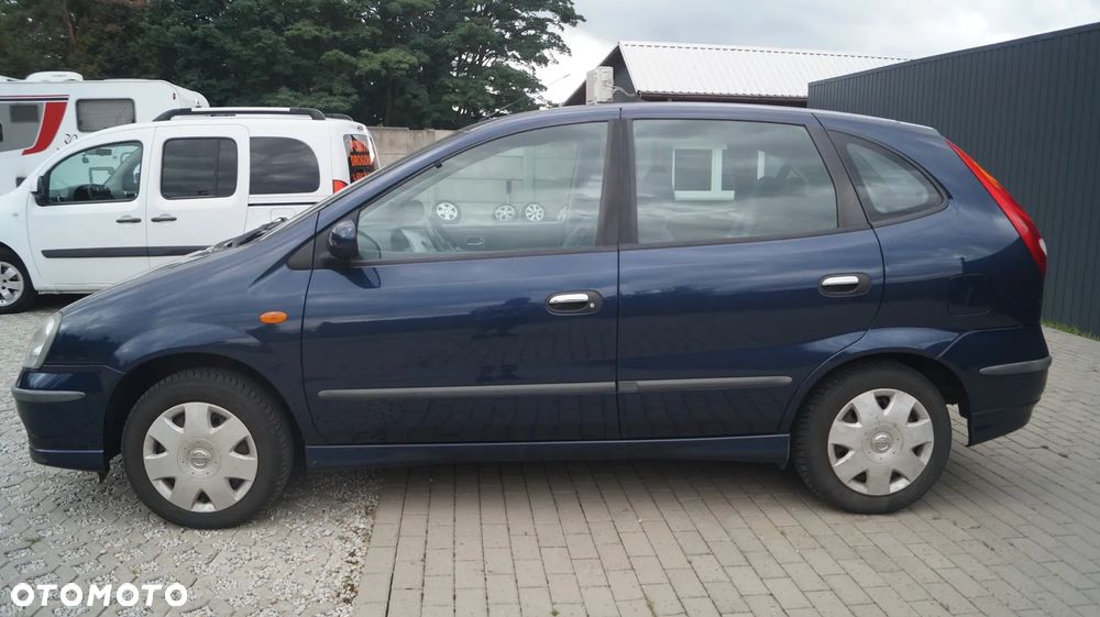 Nissan Almera Tino 1.8 Visia - 4