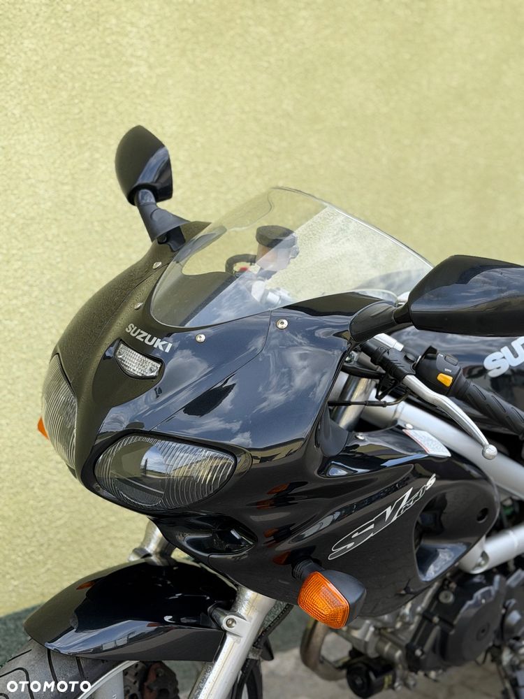 Suzuki SV - 28
