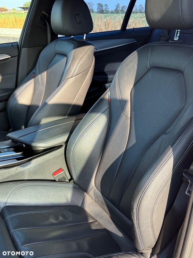 BMW Seria 5 520d Efficient Dynamics M Sport sport - 12