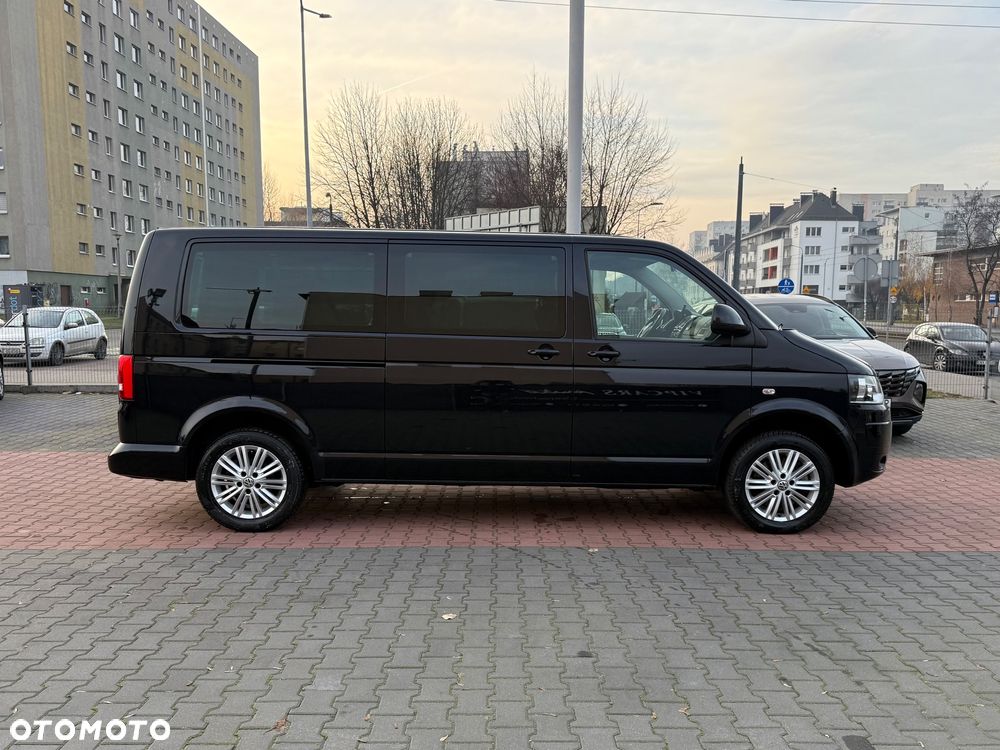 Volkswagen Caravelle - 9