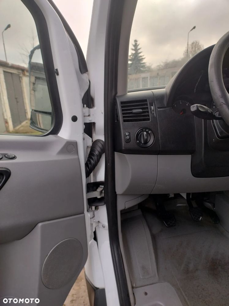 Volkswagen Crafter - 23