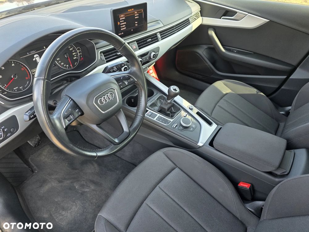 Audi A4 Avant - 5
