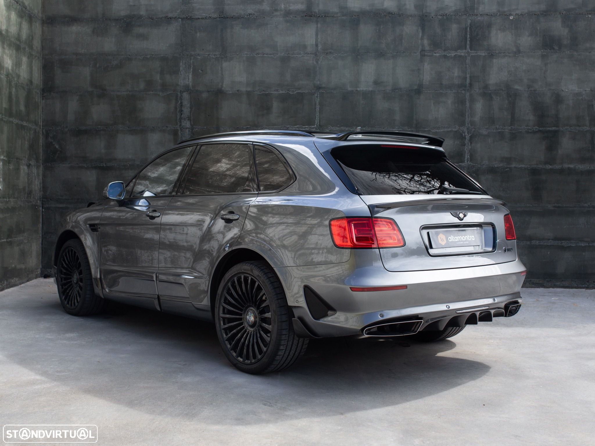 Bentley Bentayga V8 - 14