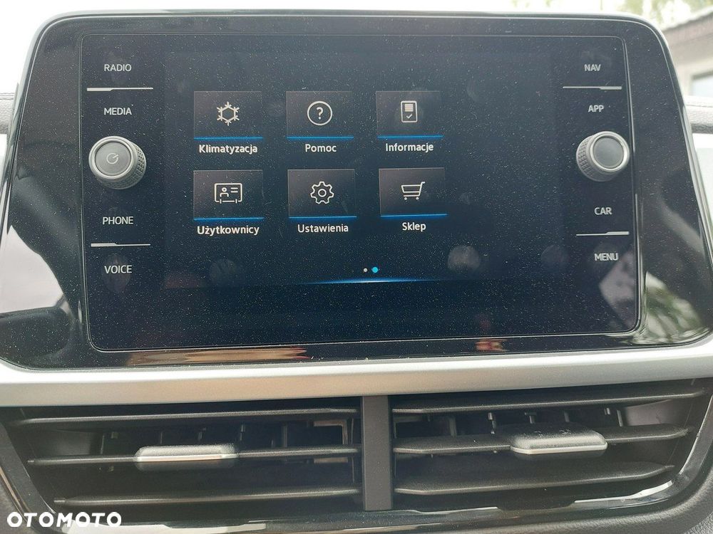 Volkswagen T-Roc - 30