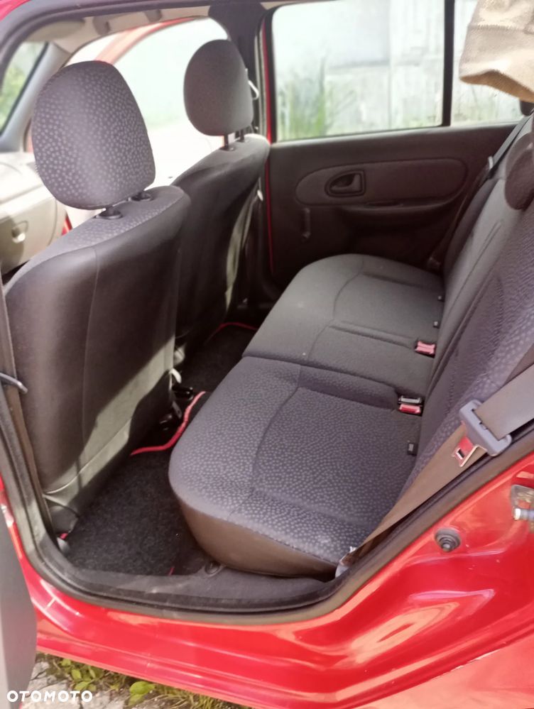 Renault Clio - 7