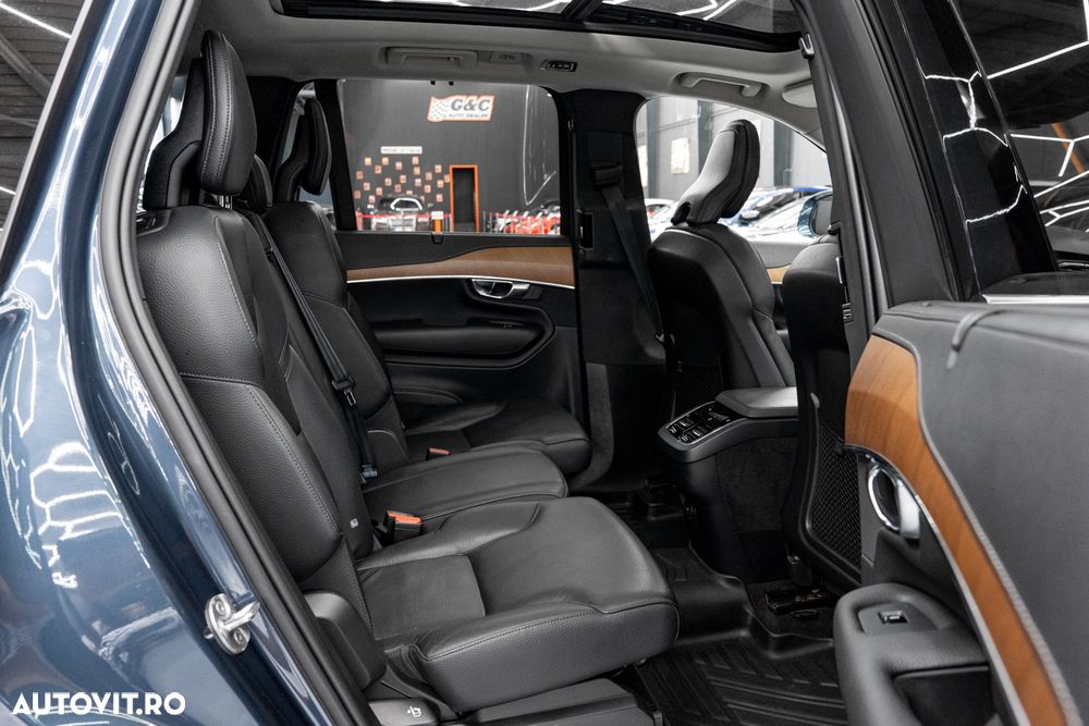 Volvo XC 90 B5 MHEV AWD 7 locuri Momentum Pro - 17