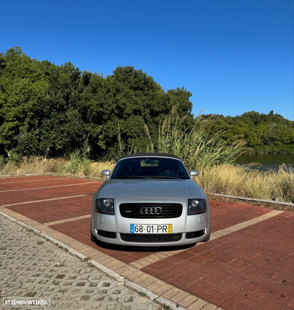 Audi TT Roadster - 2