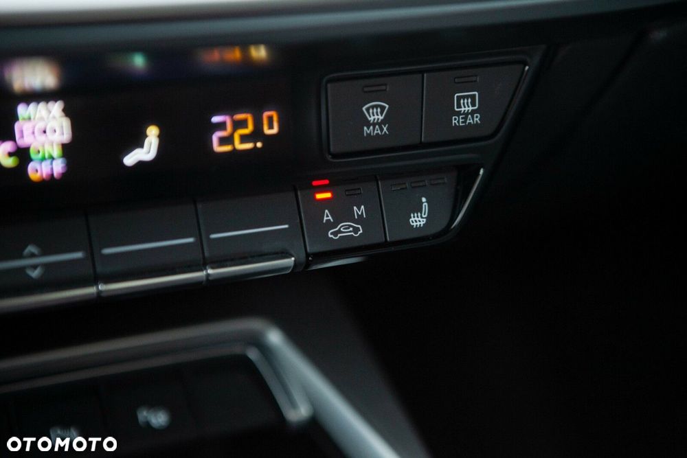 Audi A3 Limousine 35 TFSI Sport S tronic - 23