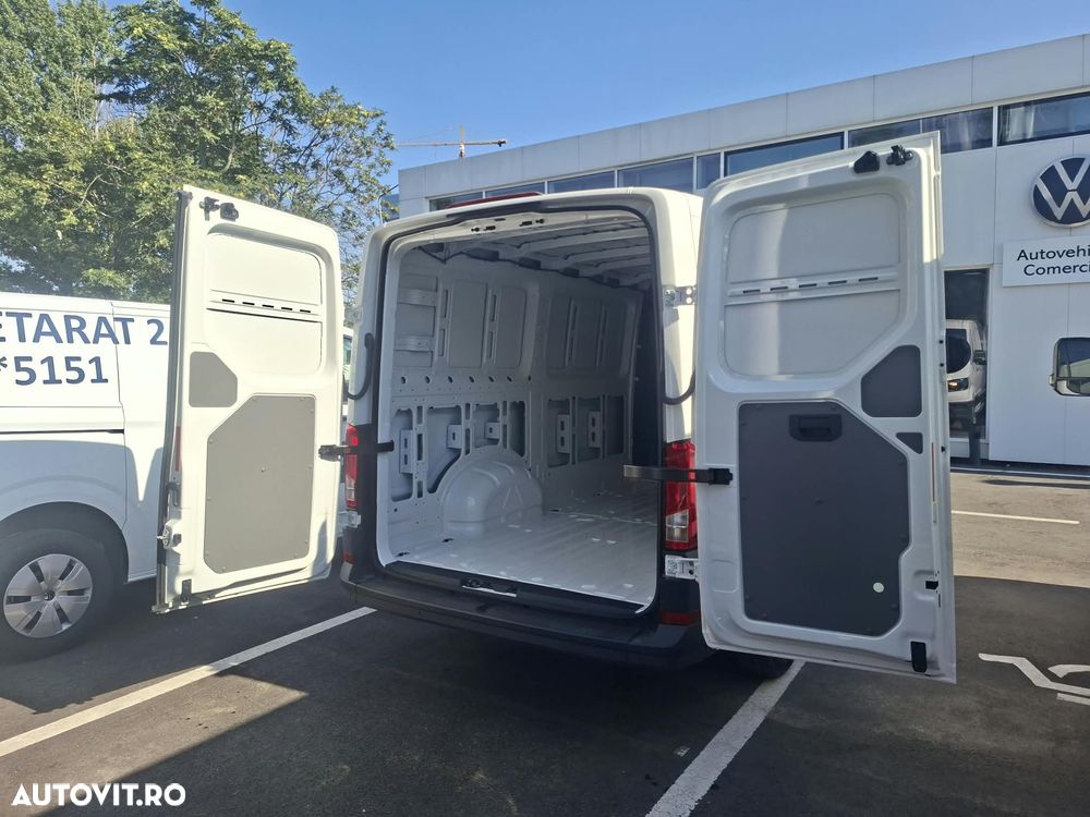 Volkswagen Crafter 3.5 Furgon - 9
