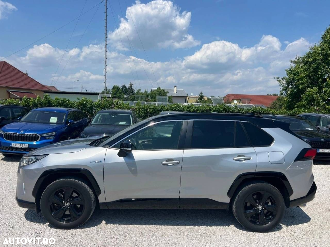 Toyota RAV4 - 4