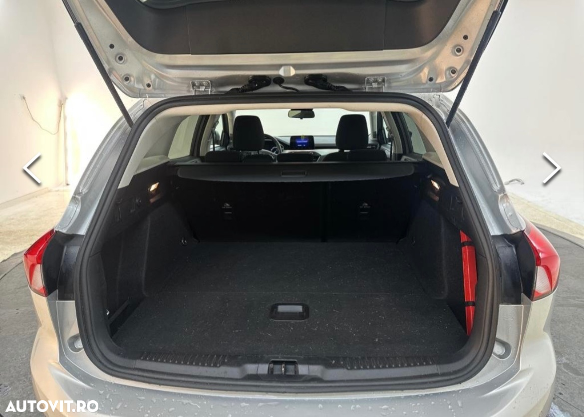 Ford Focus 1.0 EcoBoost MHEV Connected - 12