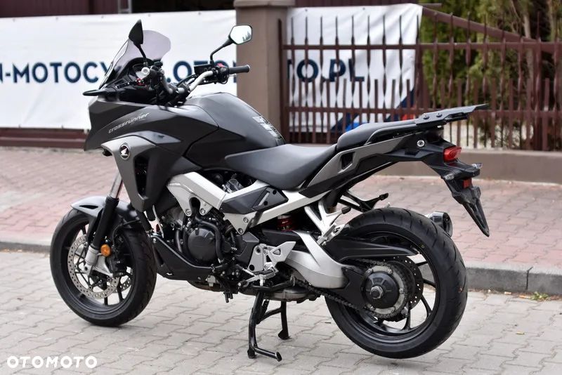 Honda VFR - 19