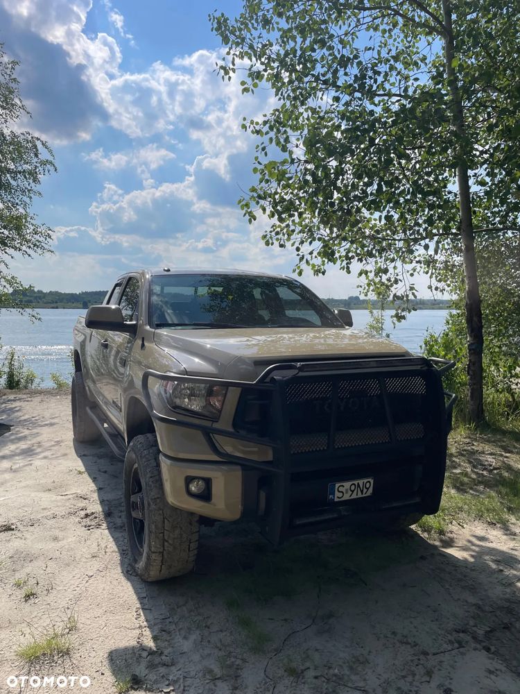 Toyota Tundra - 3