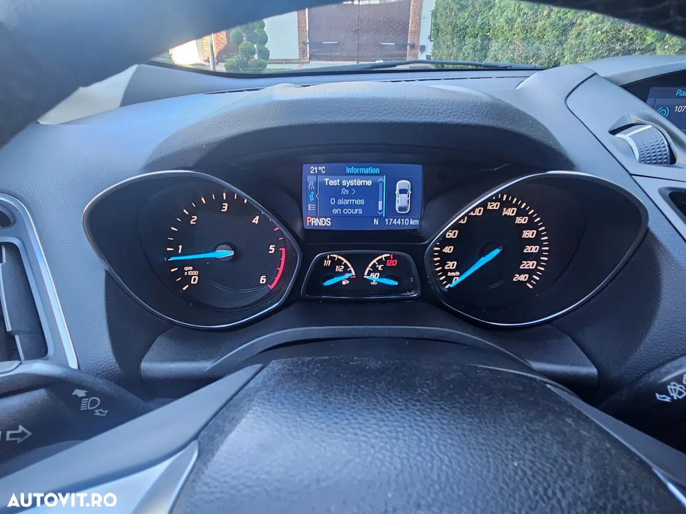 Ford Kuga 2.0 TDCi 4WD Powershift Titanium - 9
