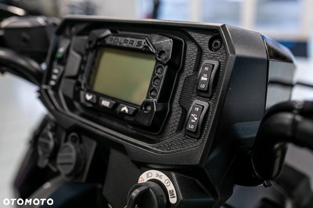 Polaris Sportsman - 12