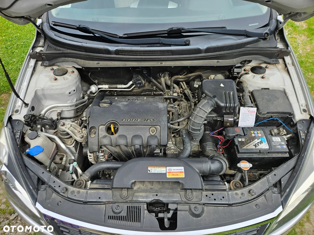 Kia Ceed 1.4 CVVT Attract - 13