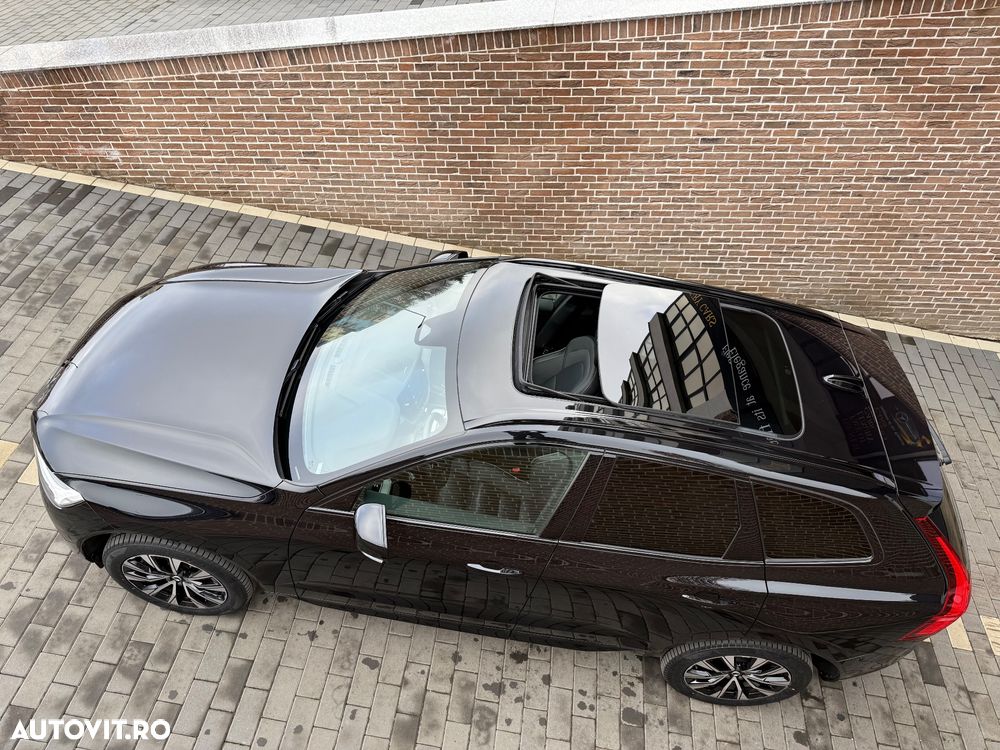 Volvo XC 60 B4 MHEV AT AWD Ultimate Dark - 9