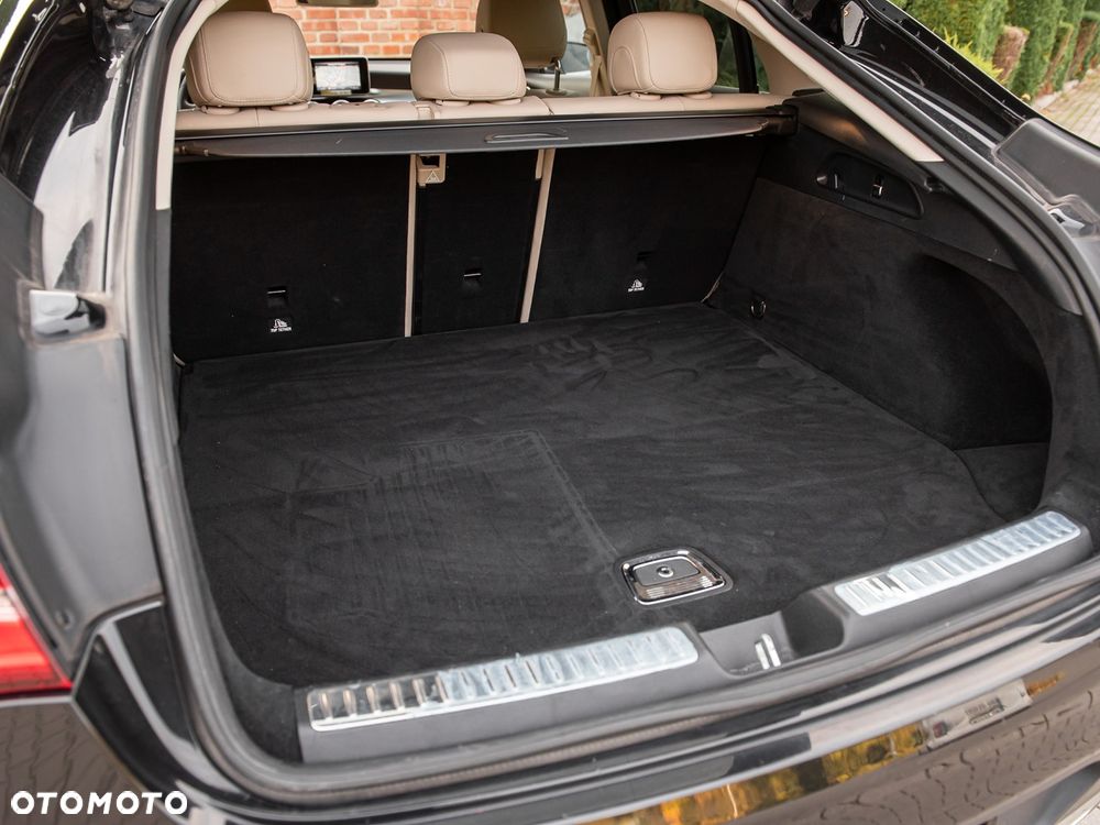 Mercedes-Benz GLC 300 4-Matic - 29