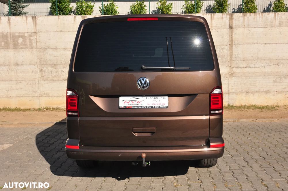 Volkswagen Multivan - 12