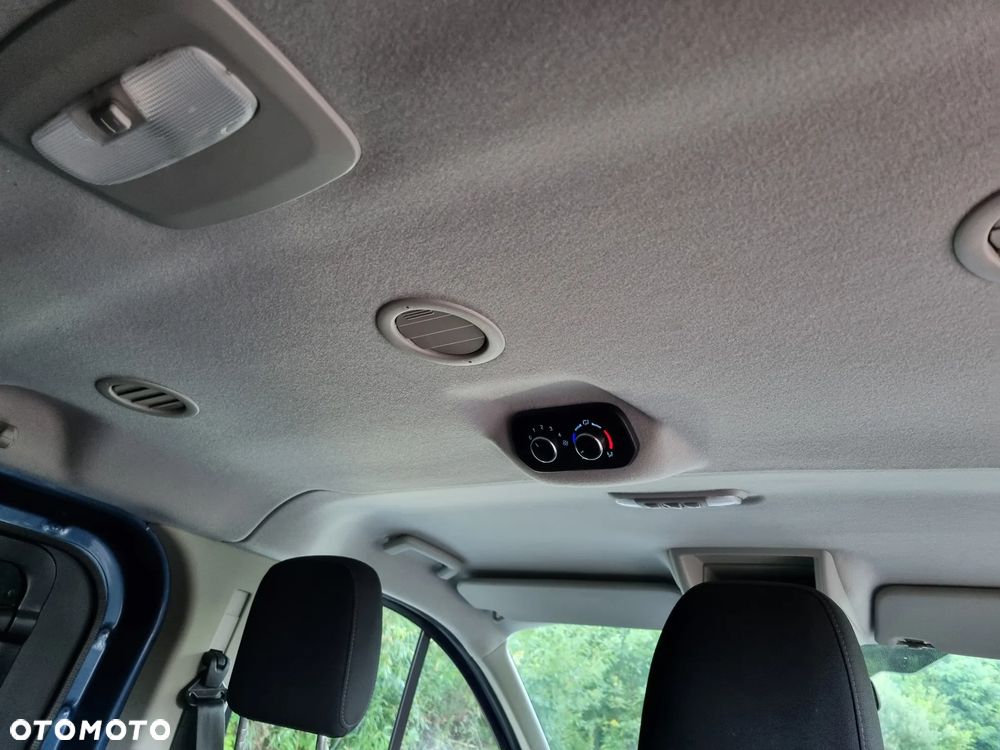 Ford Tourneo Custom 2.0 EcoBlue L2 Titanium - 13