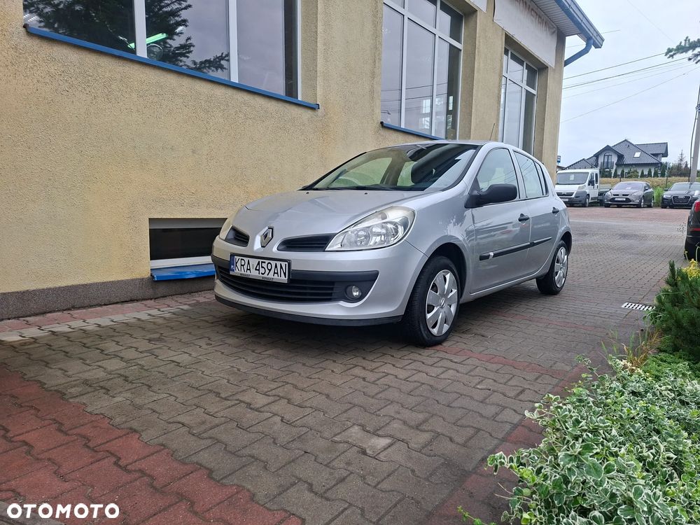 Renault Clio - 3