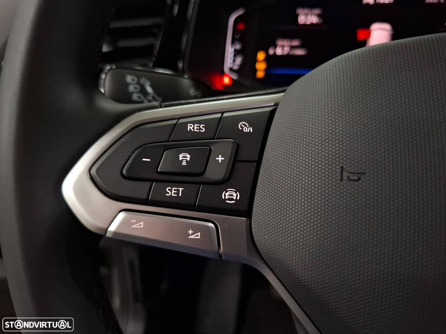 VW T-Roc 1.0 TSI Urban - 15