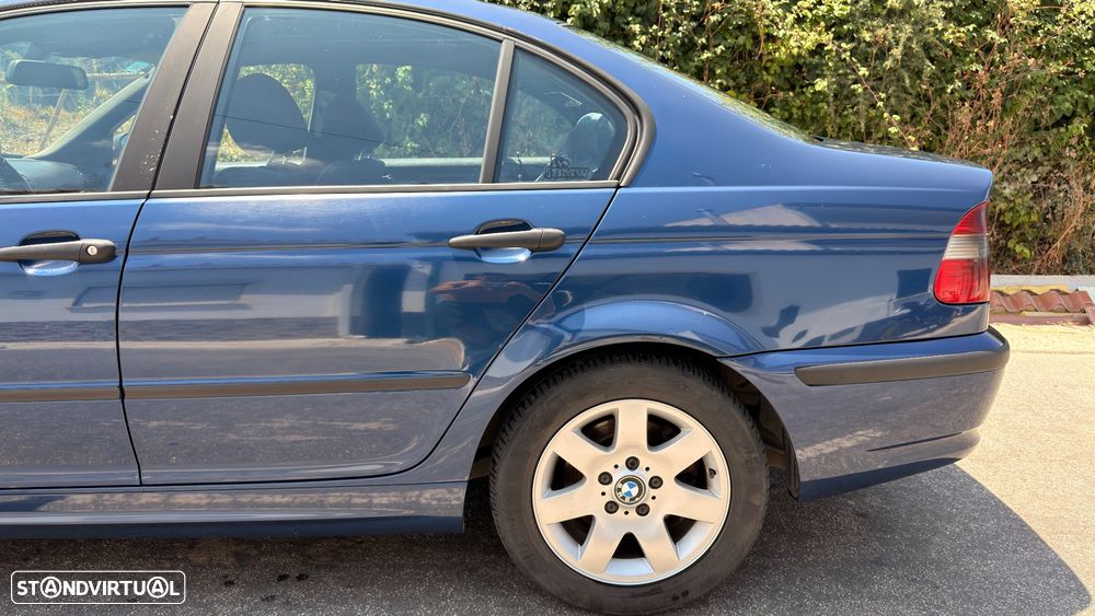 BMW 320 d Navigator - 16