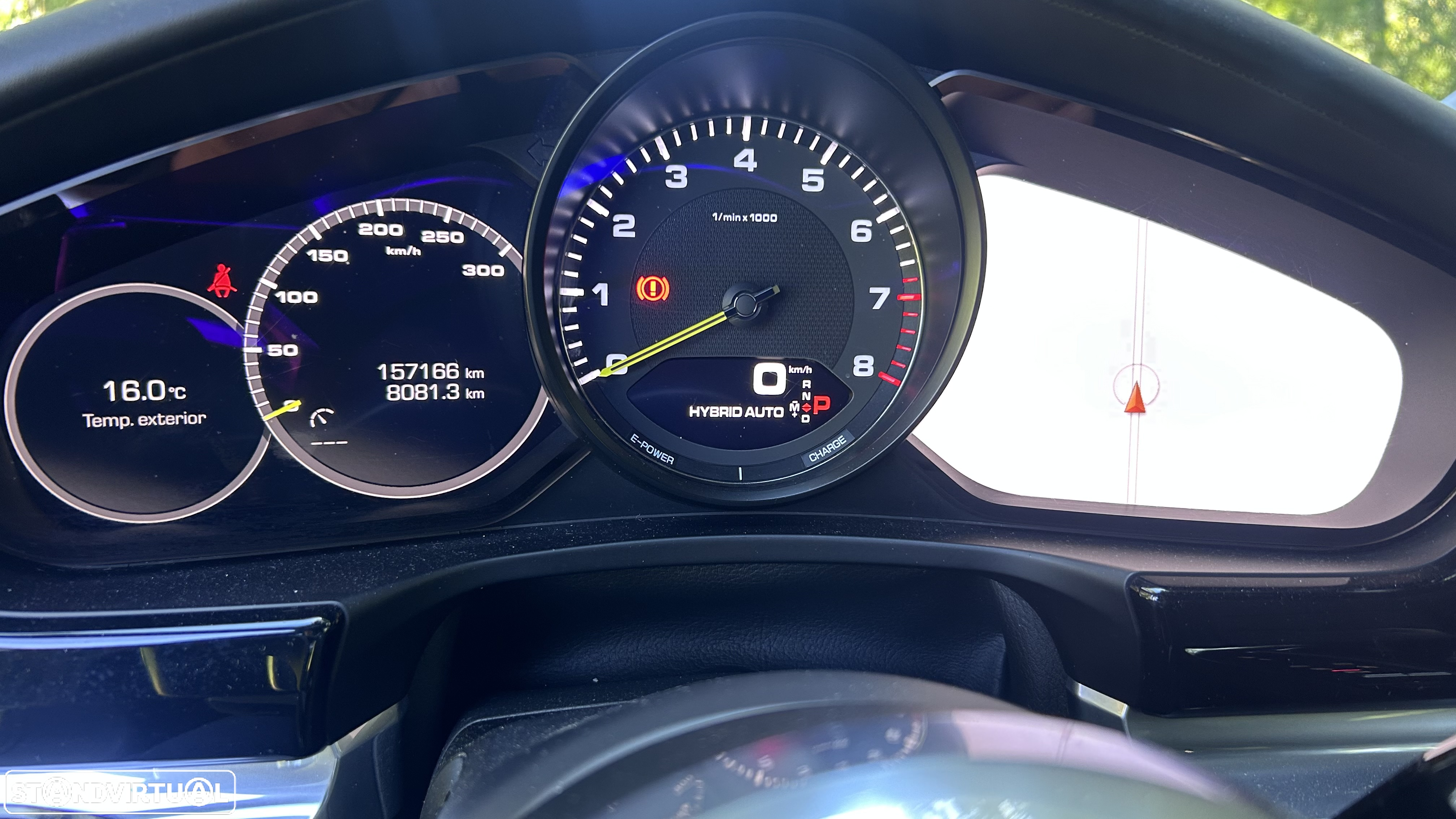 Porsche Panamera 4 E-Hybrid - 22