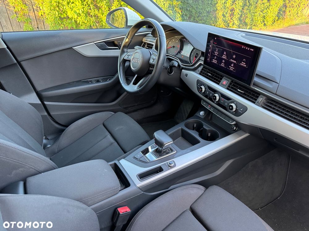 Audi A4 Avant 40 TDI S tronic S line - 14