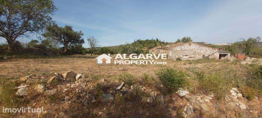 Lote de Terreno com Projeto Aprovado para uma Moradia Contemporânea em - Grande imagem: 4/20