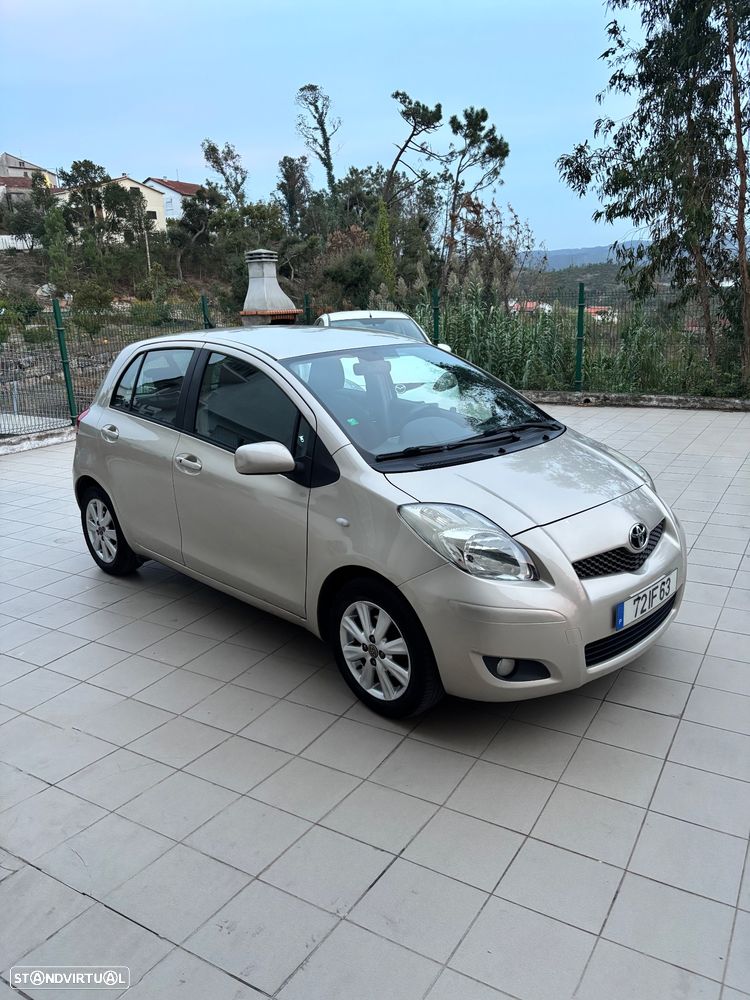 Toyota Yaris - 1