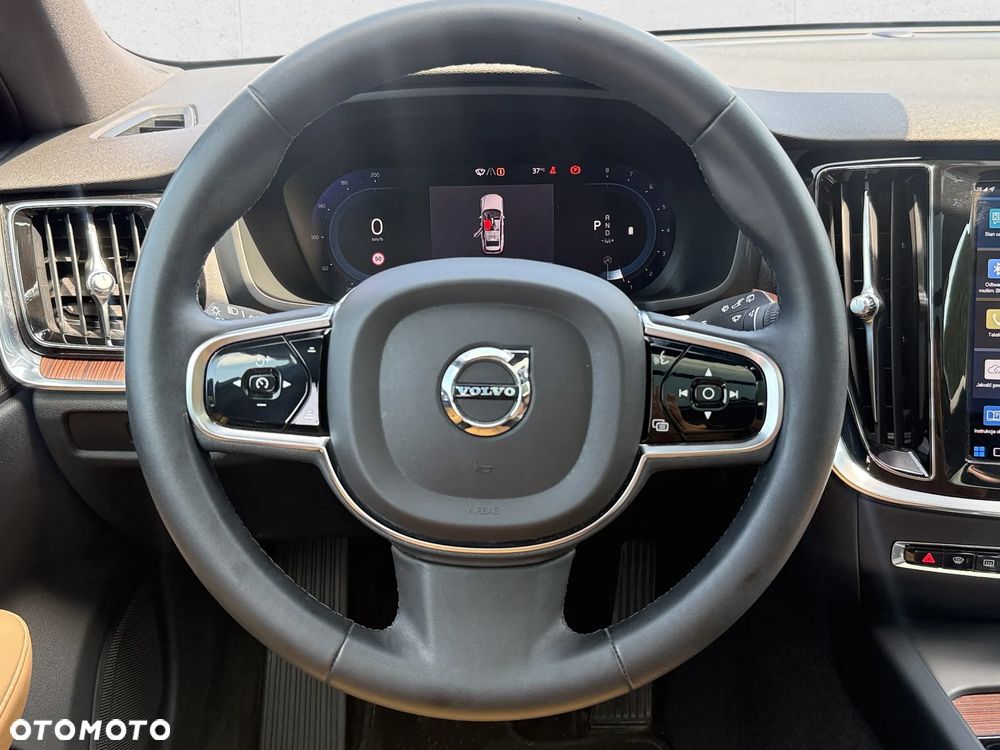 Volvo V60 B5 B AWD Plus Bright - 17