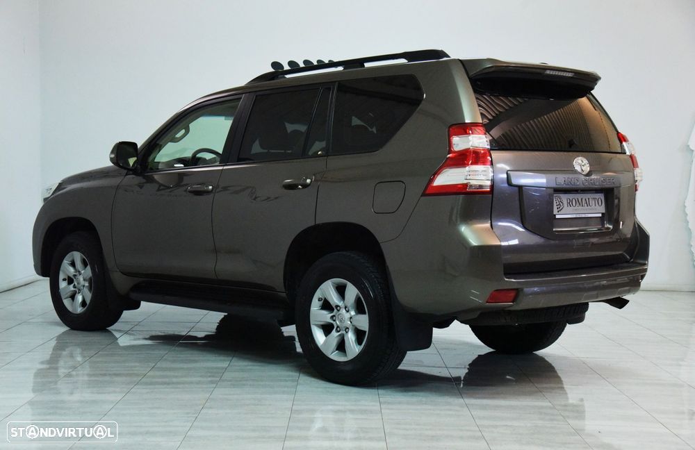 Toyota Land Cruiser 2.8 D-4D CA - 9