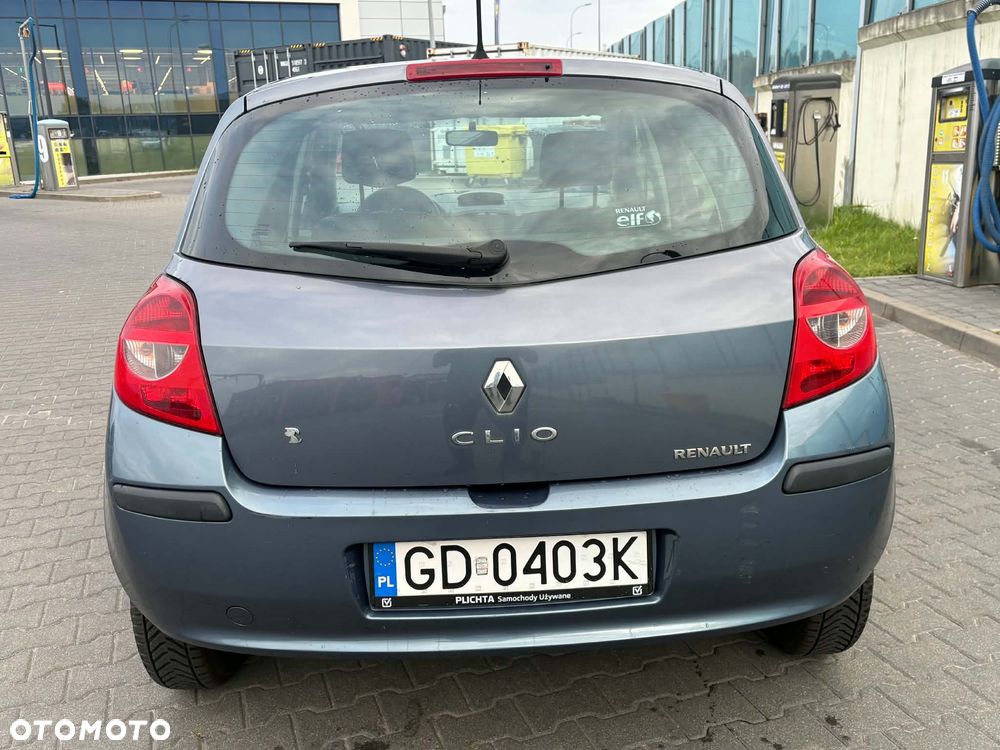 Renault Clio - 5