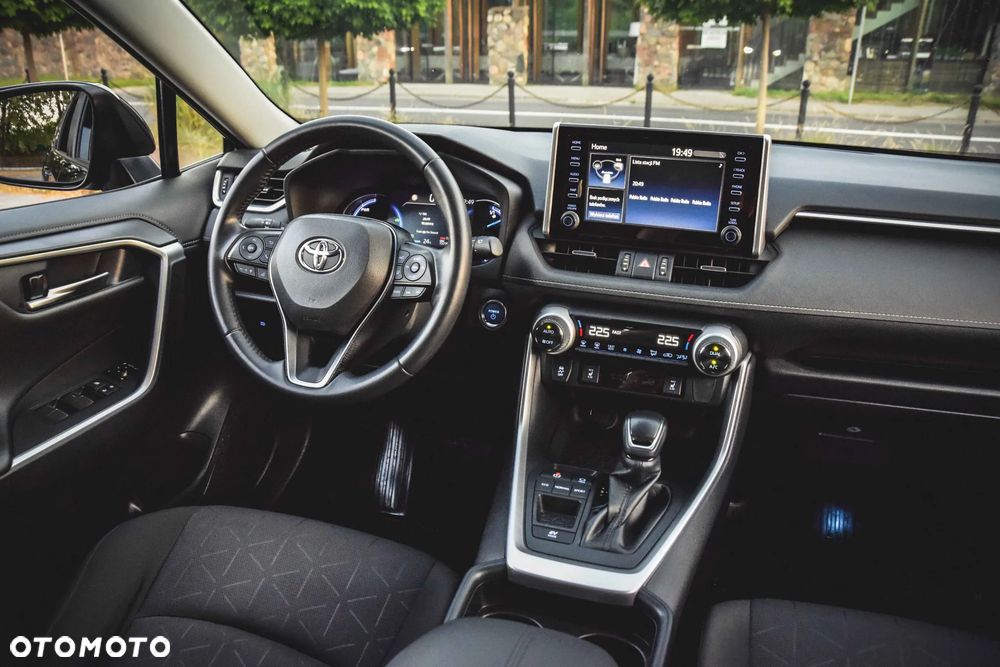Toyota RAV4 2.5 Hybrid Comfort 4x2 - 30