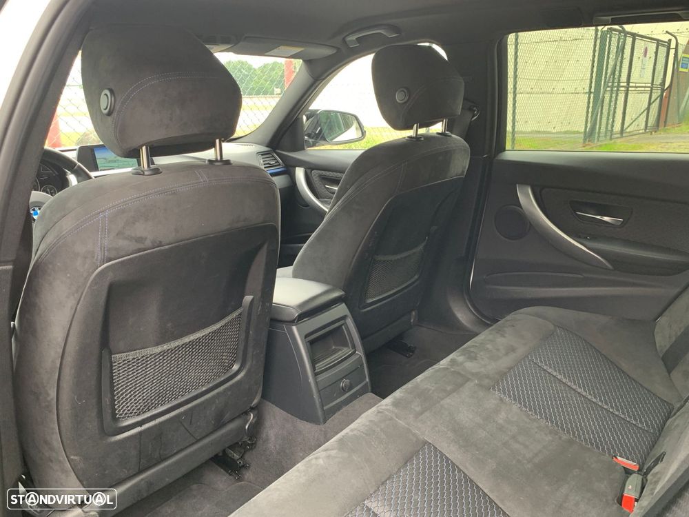BMW 320 d Auto Pack M - 13