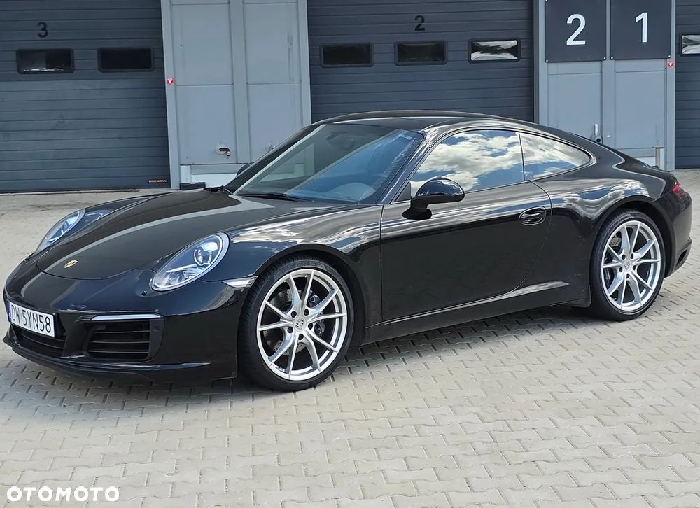 Porsche 911 Carrera PDK - 1