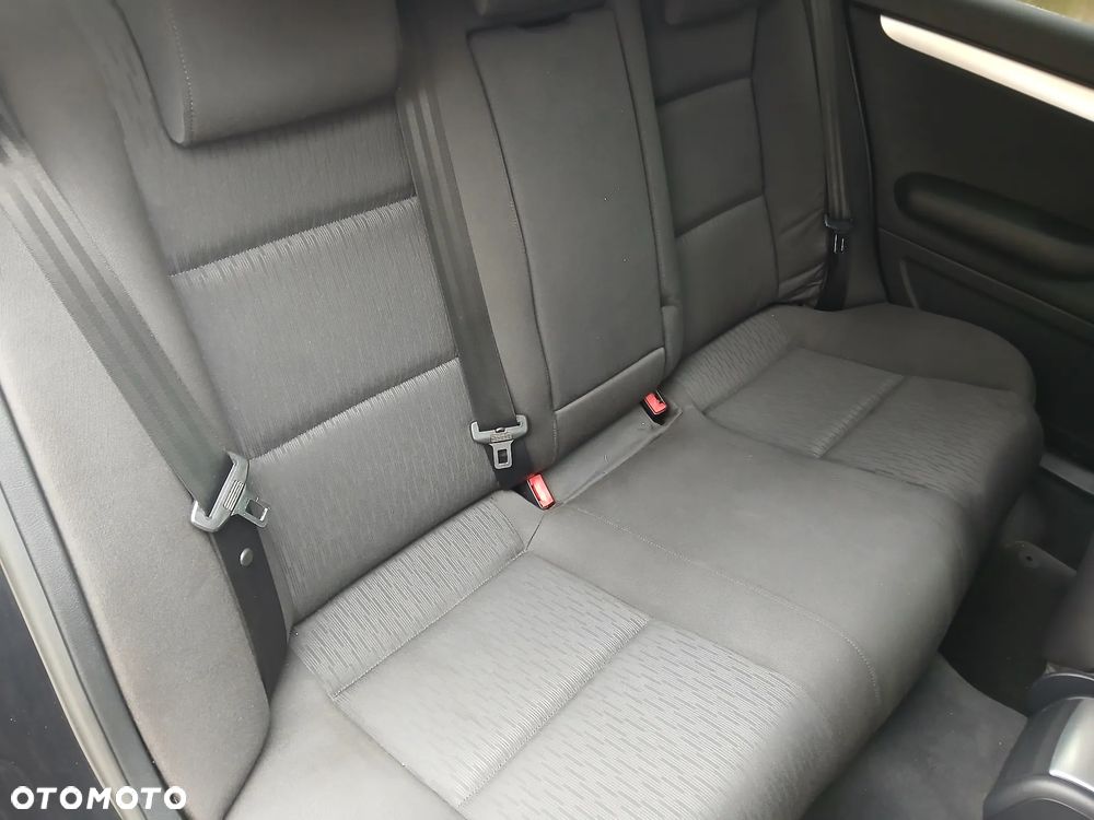 Audi A4 Avant - 20