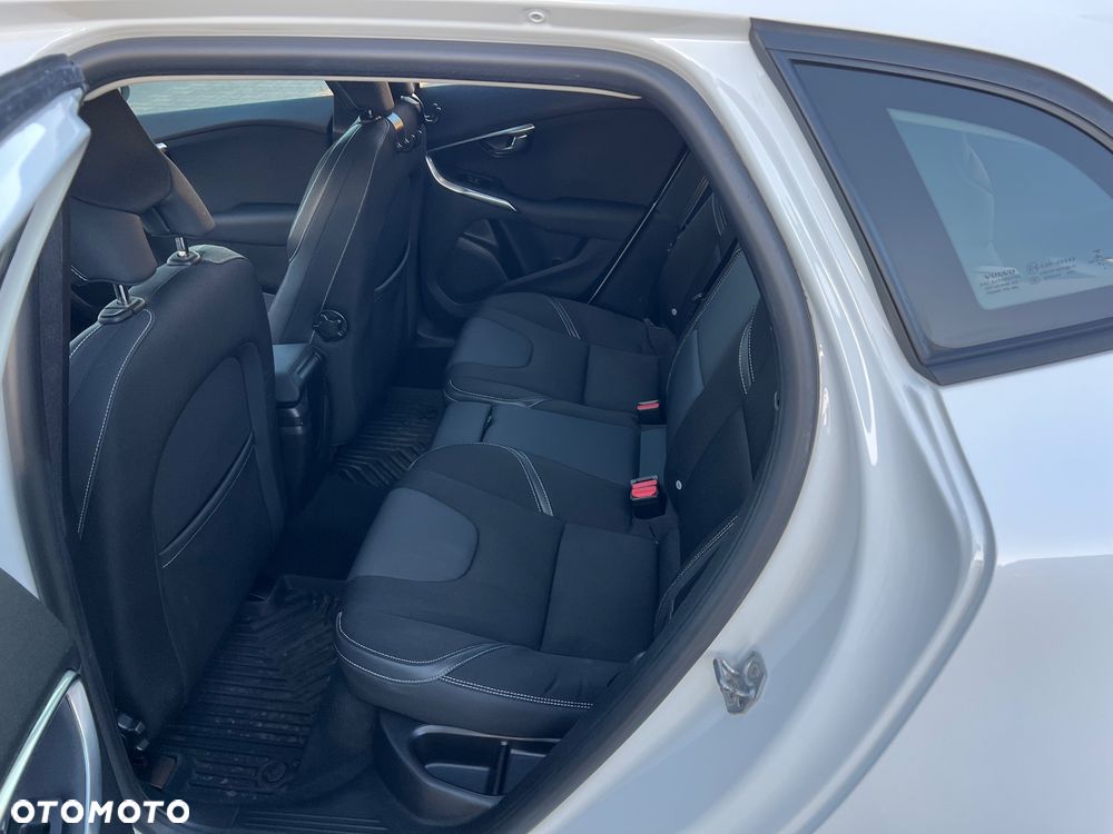 Volvo V40 T2 Geartronic Linje Svart - 12